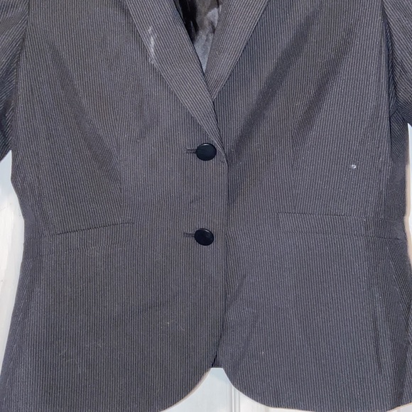 Calvin Klein woman’s suit jacket - Picture 4 of 4